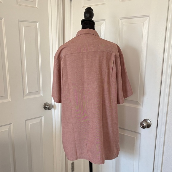 Tommy Bahama NWT Men's Ocean Oxford Button Down Shirt in Burnt Copper. - Picture 5 of 13